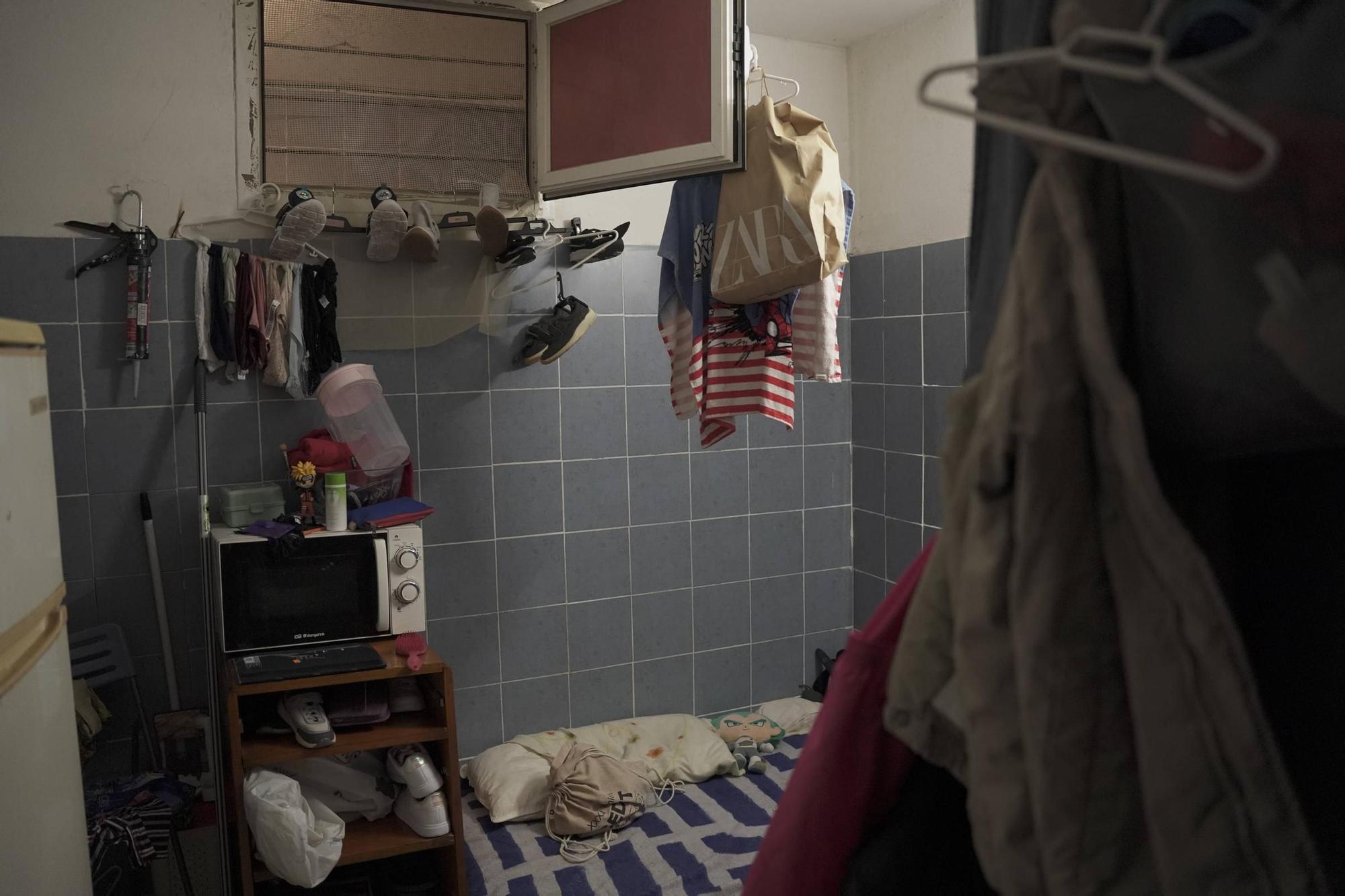 FOTOS | Estas son las habitaciones insalubres que alquilaba el policía local detenido en Palma