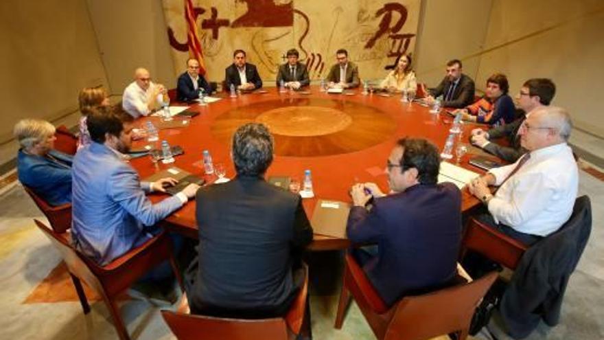 El Consell Executiu de la Generalitat.