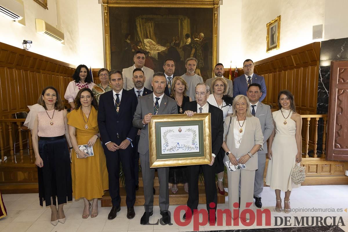 Así se ha vivido el emocionante acto del nombramiento de 'Hijo Predilecto' de Caravaca al doctor Juan Manuel Laborda