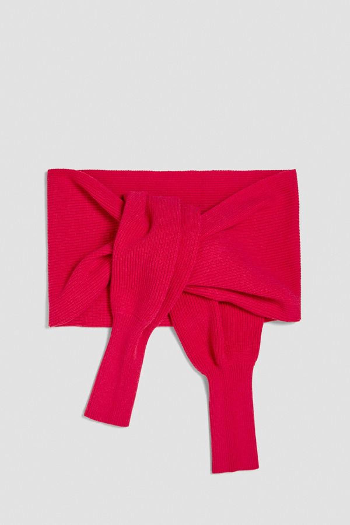 Bufanda-manoplas de Zara en fucsia