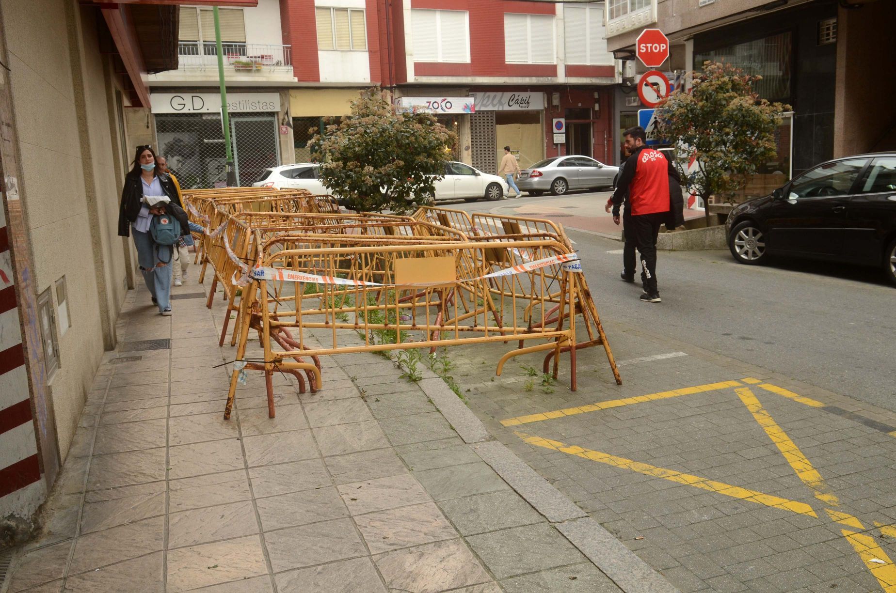 Una de las zonas del centro de Vilagarcía en la que proliferan las vallas.