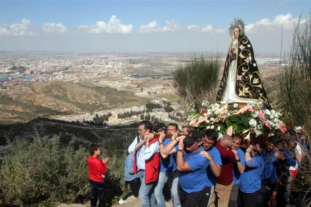 Subida de la Virgen de la Soledad al Calvario