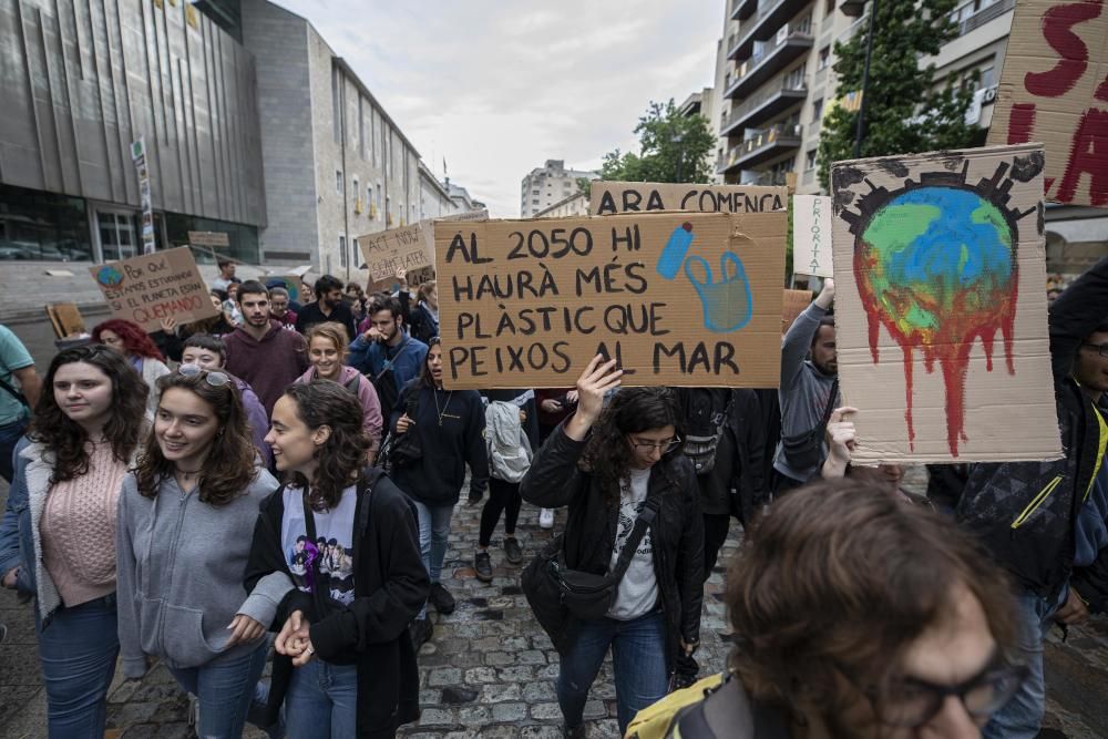 Un dia de lluita contra el canvi climàtic a Girona