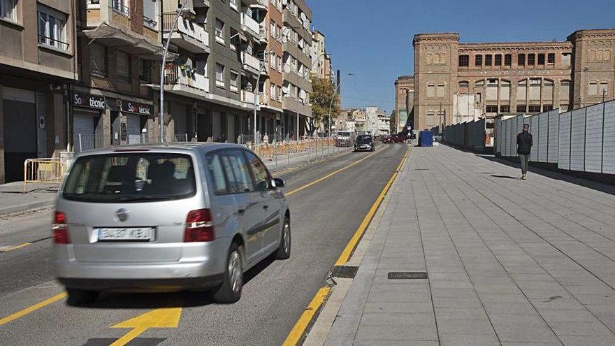 Els vehicles ja poden circular en els dos sentits per la Via de Sant Ignasi