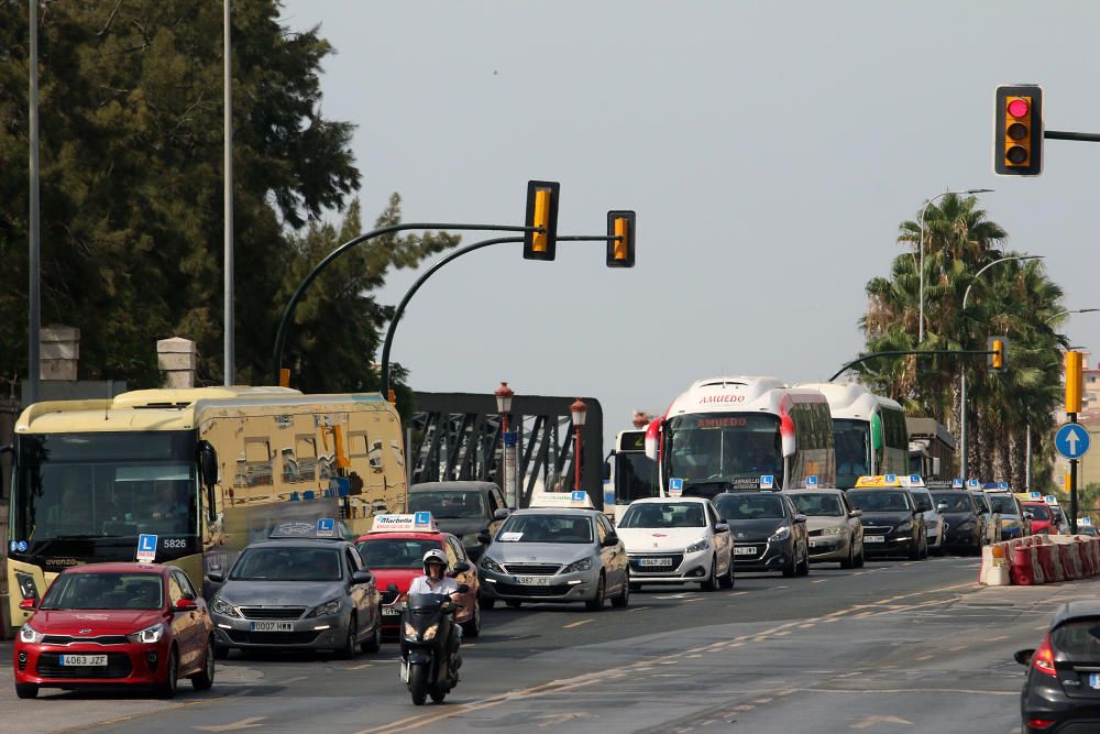 Manifestación de las autoescuelas malagueñas.