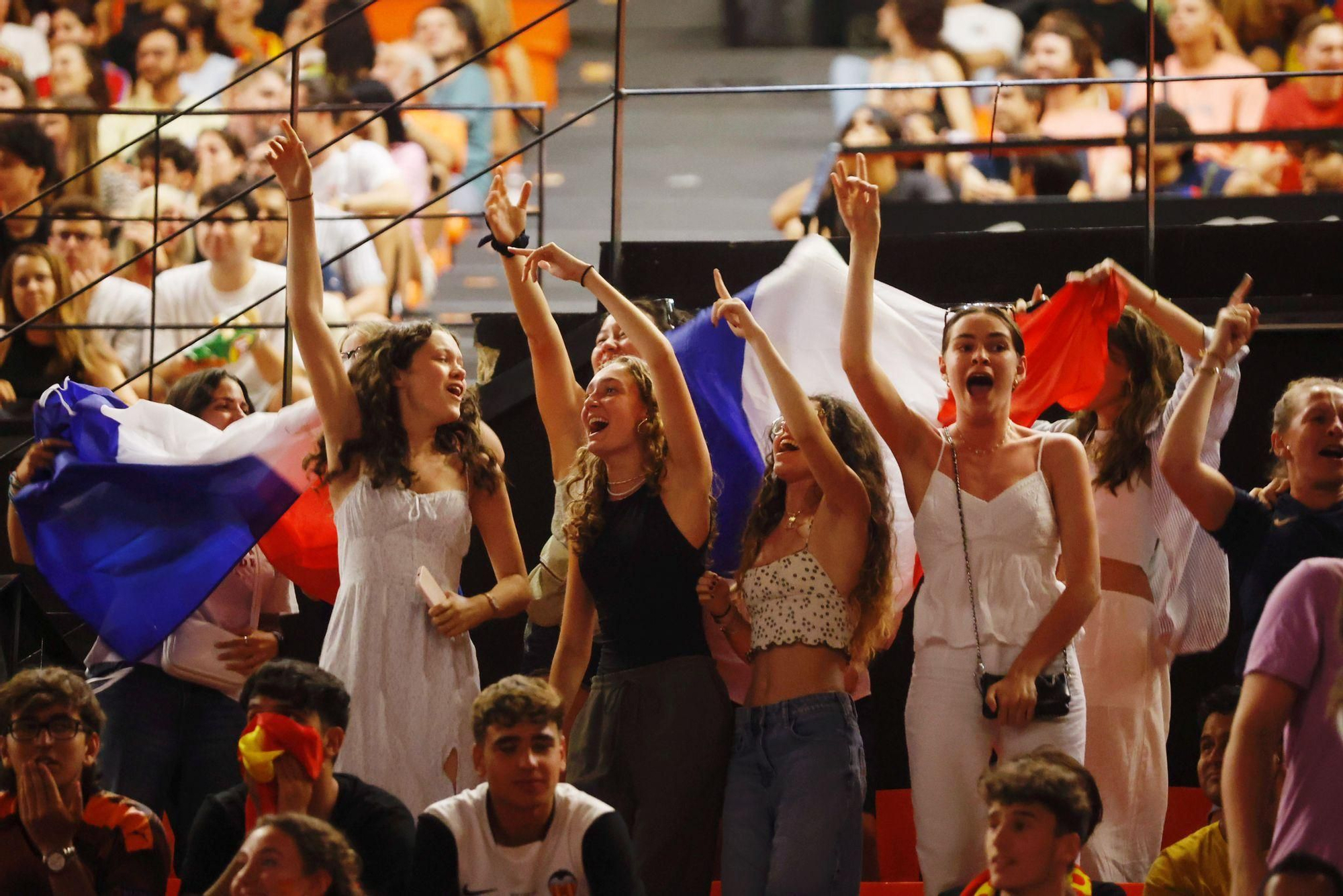 La Fonteta acoge con pantallas gigantes la semifinal de España en la Eurocopa