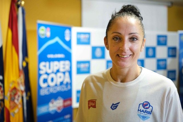 Presentación Supercopa de voleibol femenino