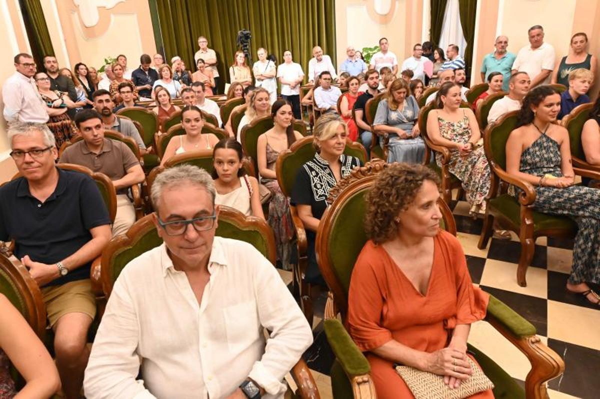 La recepción en el Ayuntamiento de Castelló a las nuevas reinas y damas de la ciudad La recepción en el Ayuntamiento de Castelló a las nuevas reinas y damas de la ciudad