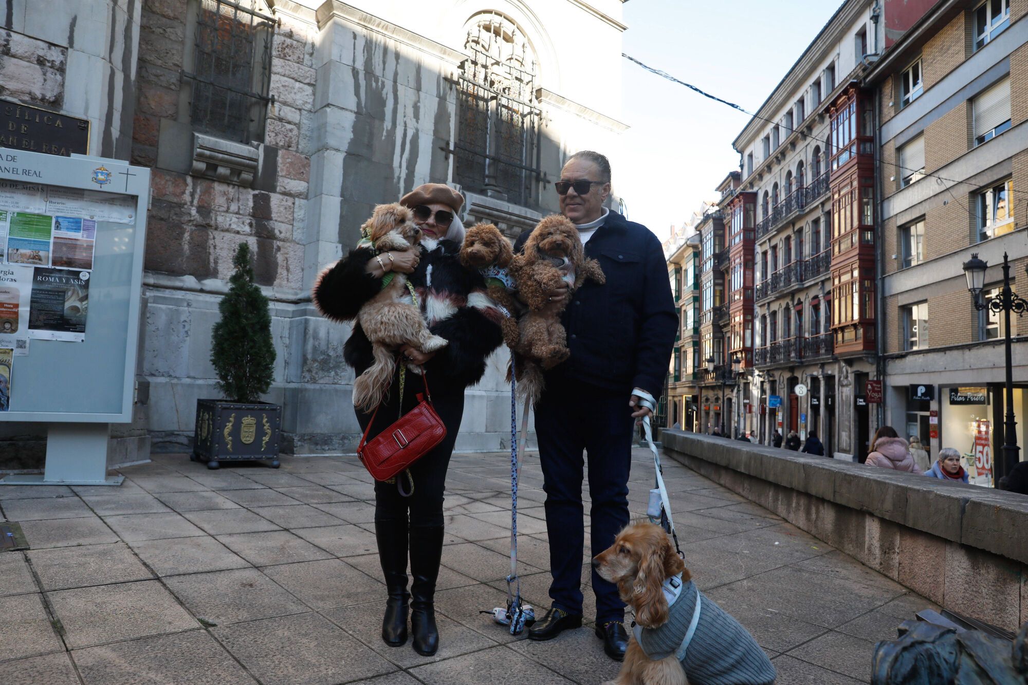 EN IMÁGENES: Bendición de mascotas por San Antón en la basílica de San Juan de Oviedo
