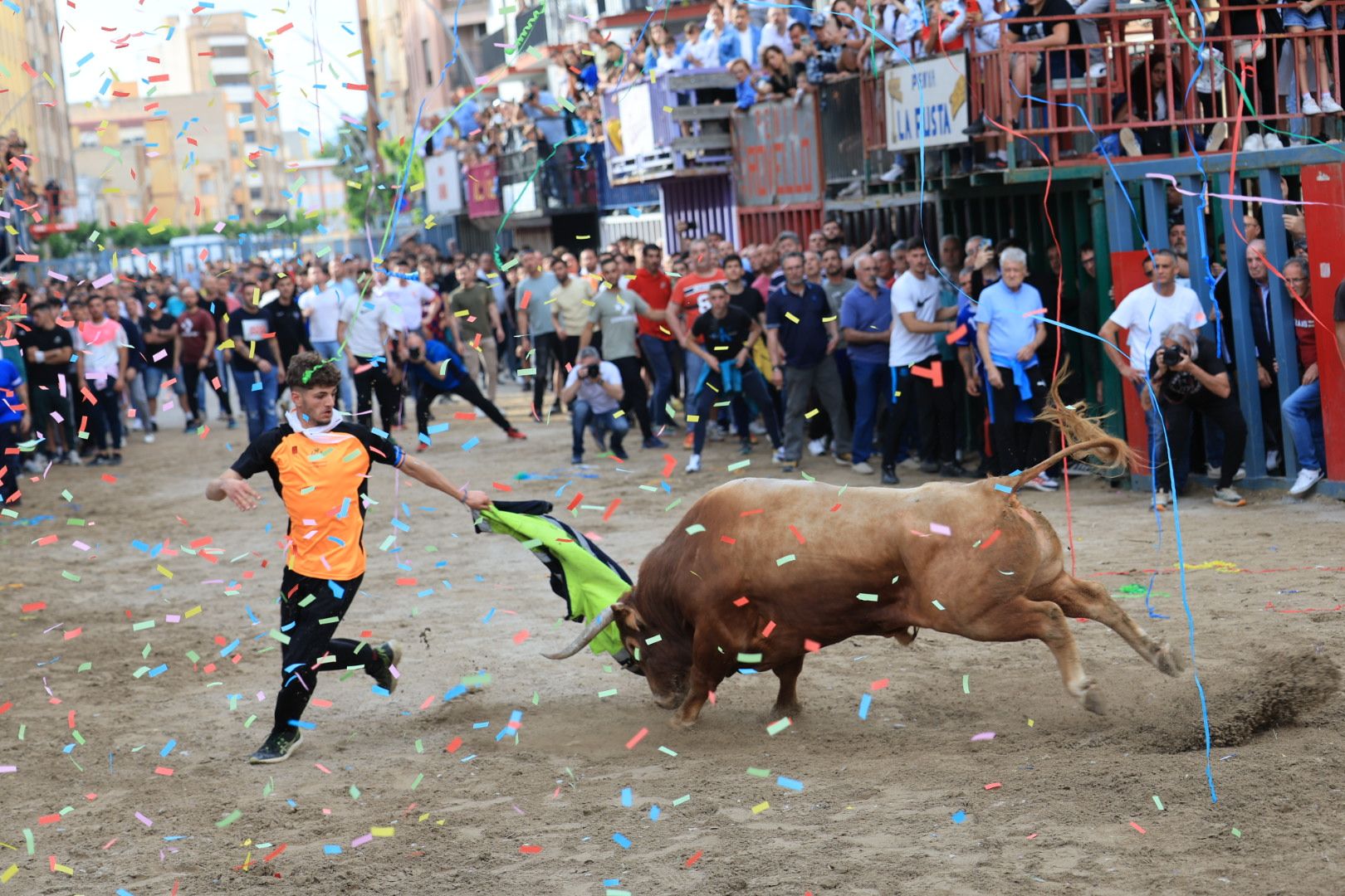 Fotos de la tarde taurina del jueves de las fiestas de Sant Pasqual en Vila-real