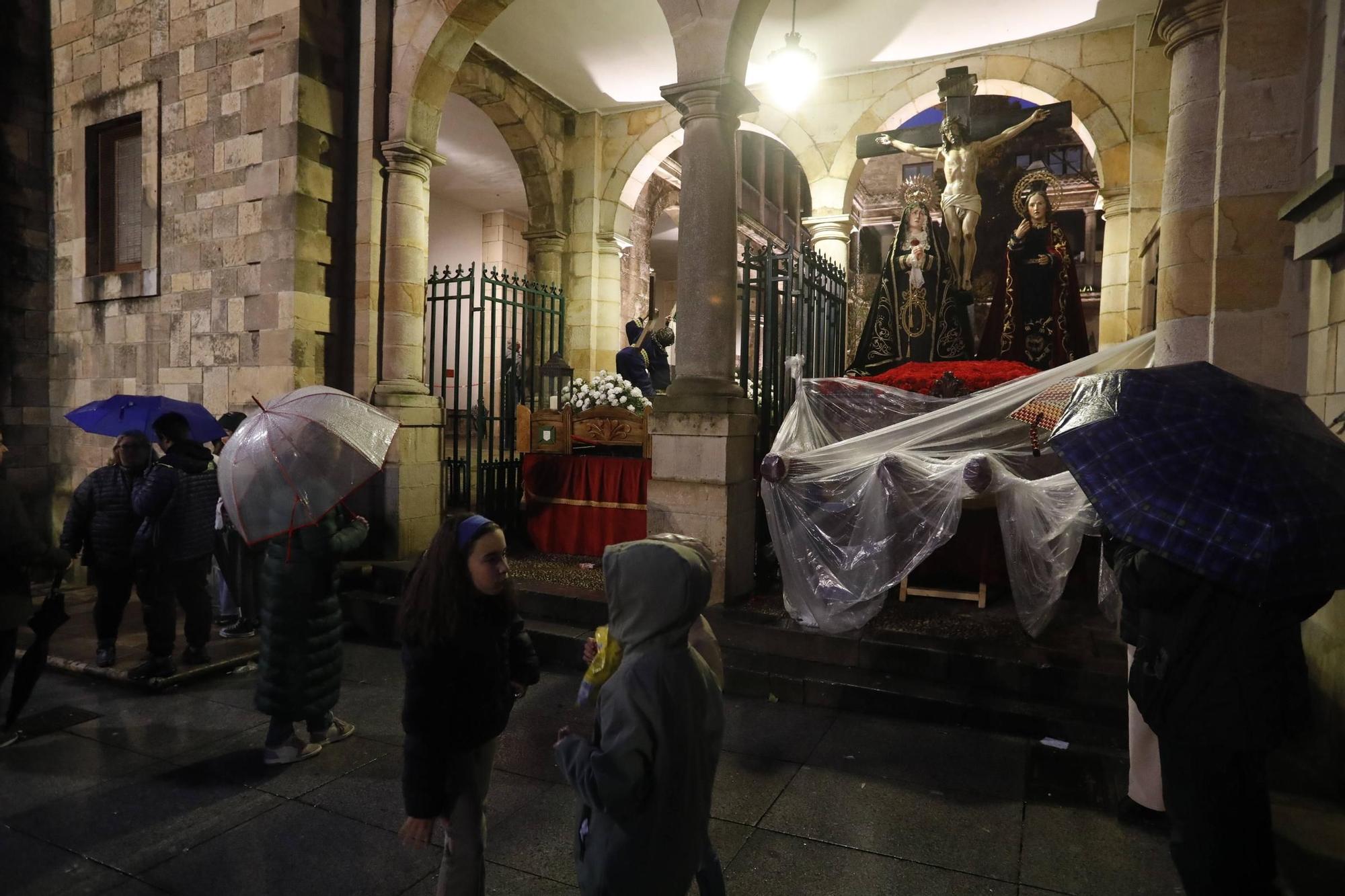 Procesión del Silencio en Avilés