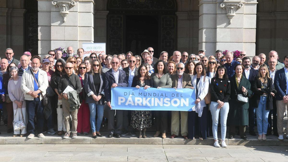 Lectura de un manifiesto en María Pita por el Día Mundial del Párkinson