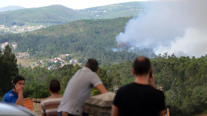 Incendios en Galicia | Incendio forestal en Cotobade