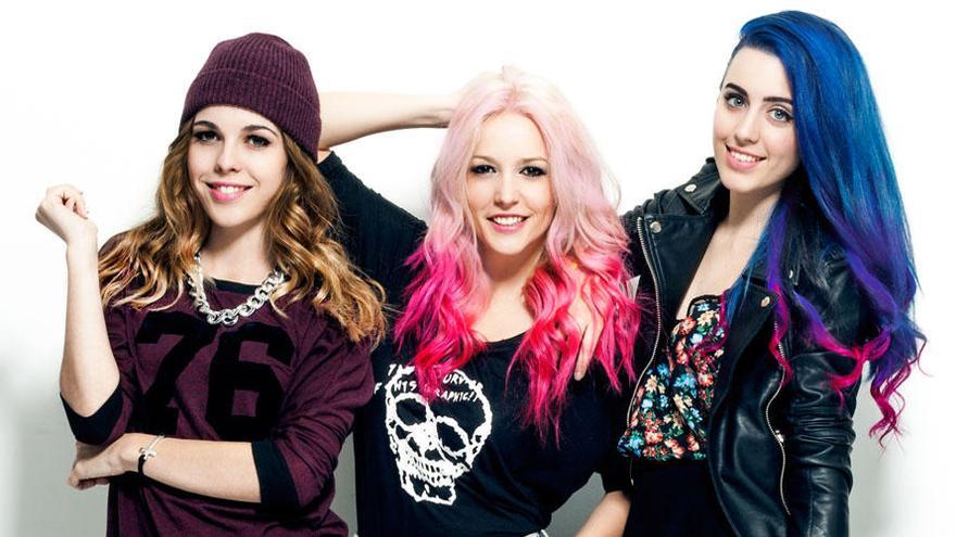 Una imagen promocional del trío Sweet California.