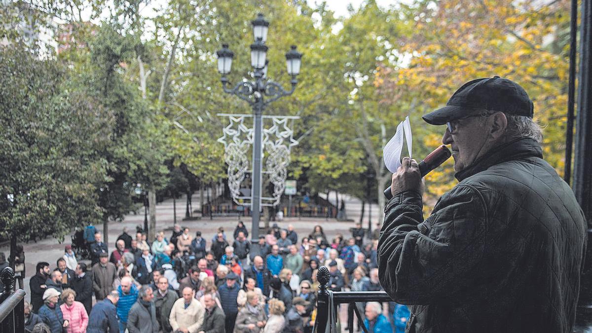 Un momento de la concentración en favor del Ruta de la Plata, el pasado noviembre en Cáceres.