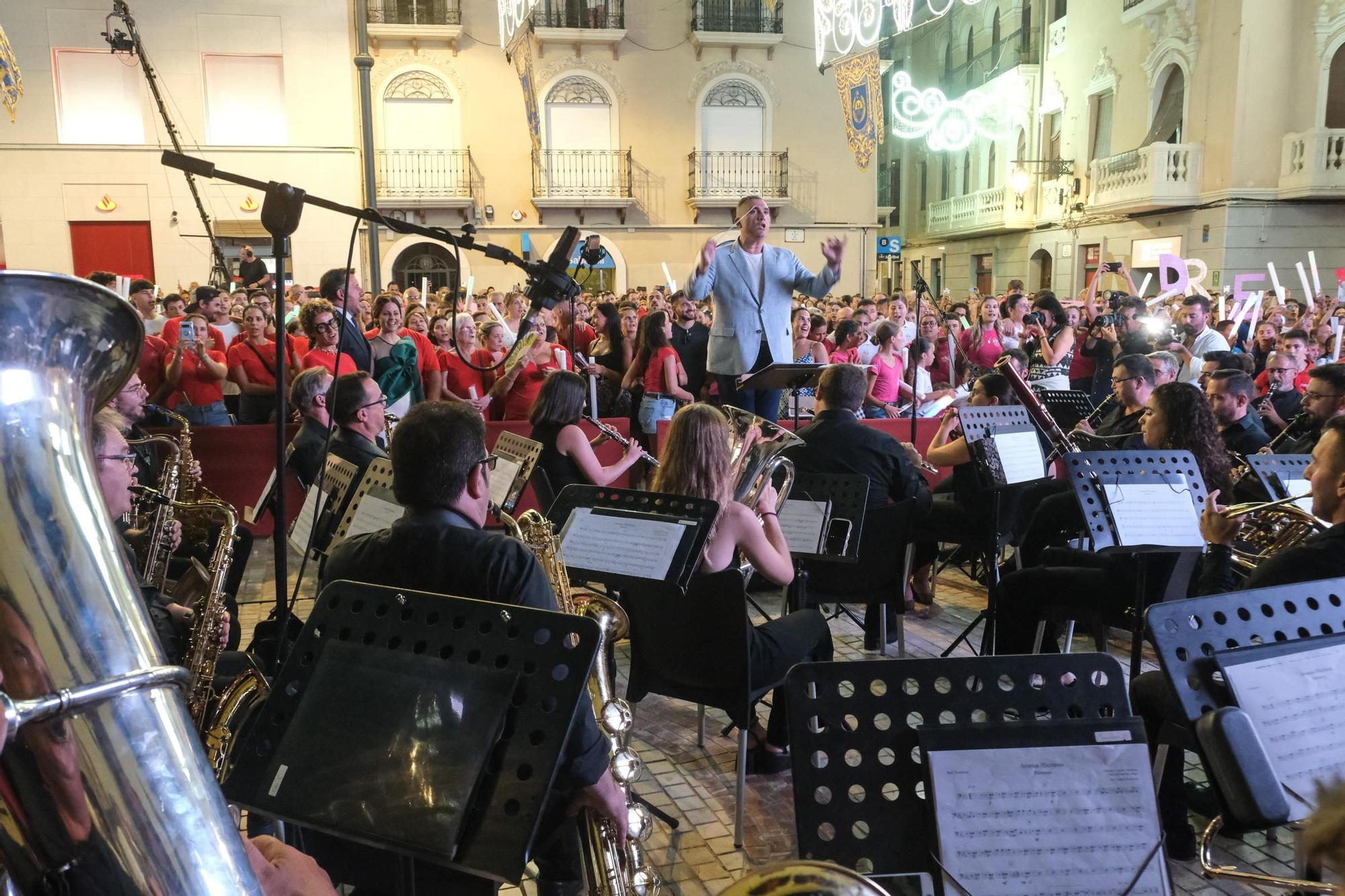 Así ha sido el acto del pregón de las Fiestas de Elche