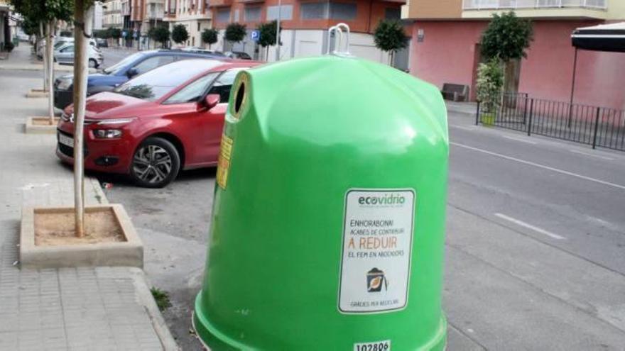 Almassora mantendrá los contenedores de vidrio instalados en la Ruta de la Tapa i el Vi