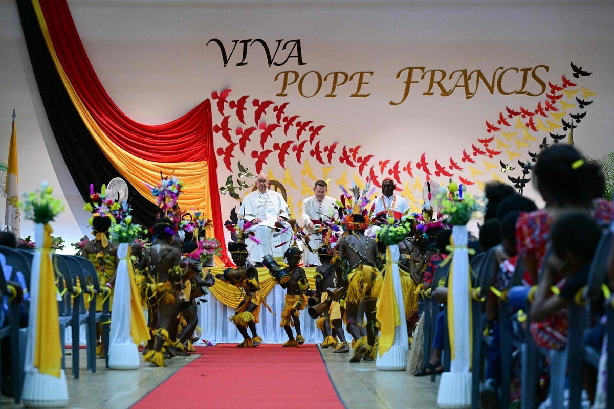 El Papa Francisco visita Papúa Nueva Guinea