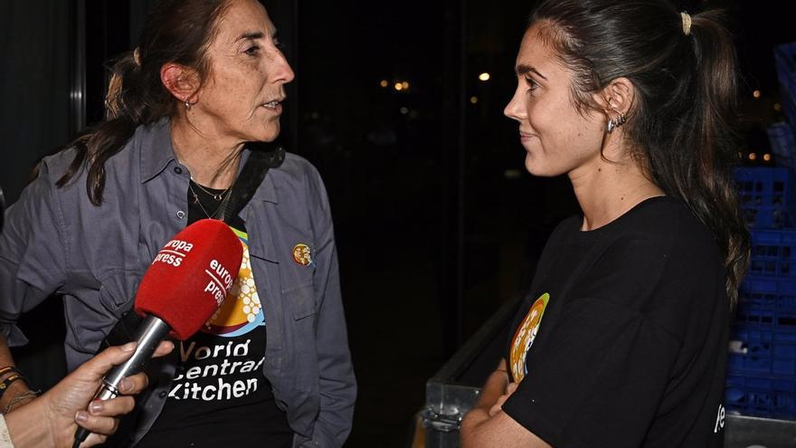 Paz Padilla y su hija Anna siguen volcadas en la ayuda a Valencia tras el paso de la DANA