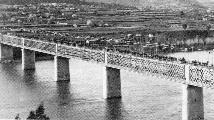 Inauguración del puente internacional, el 25 de marzo de 1886. // FdV