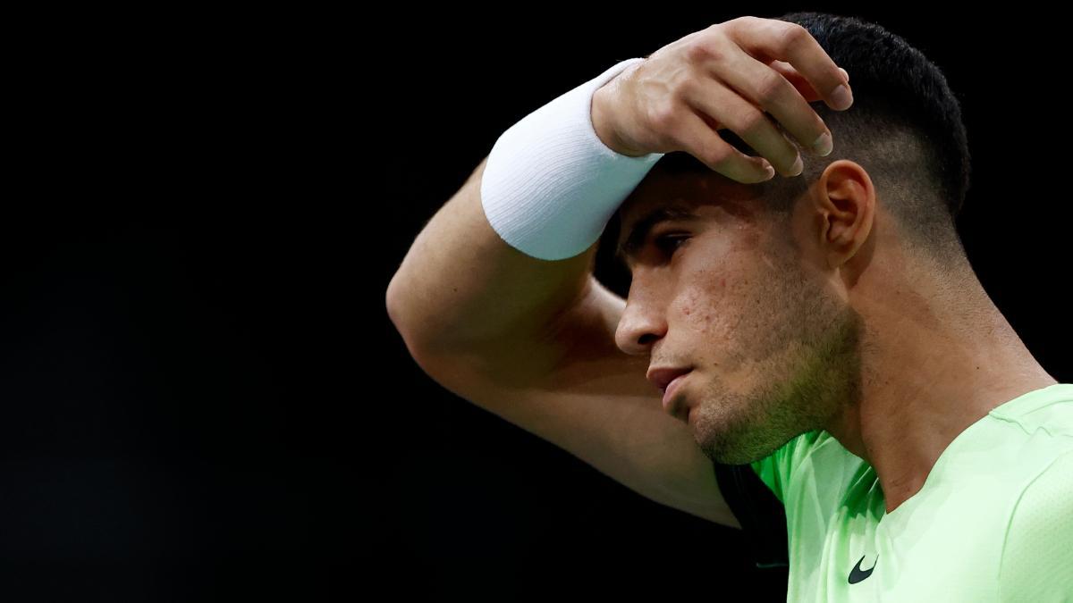 Alcaraz durante su encuentro en París