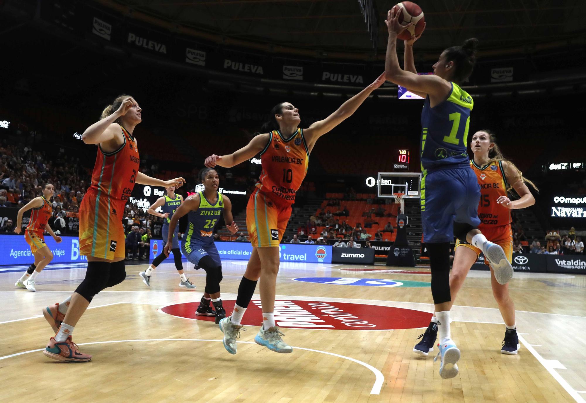 Valencia Basket - ZVVZ USK Praha de Euroleague Women