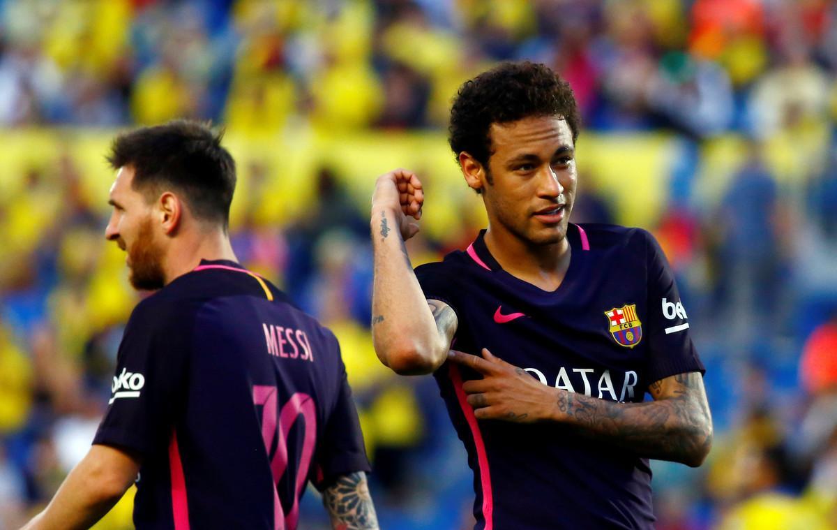 Football Soccer - Las Palmas v Barcelona - Spanish Liga Santander - Gran Canaria Stadium, Las Palmas de Gran Canaria, Spain - 14/5/17Barcelonaâ¿¿s Neymar celebrates scoring a goal Reuters / Borja Suarez