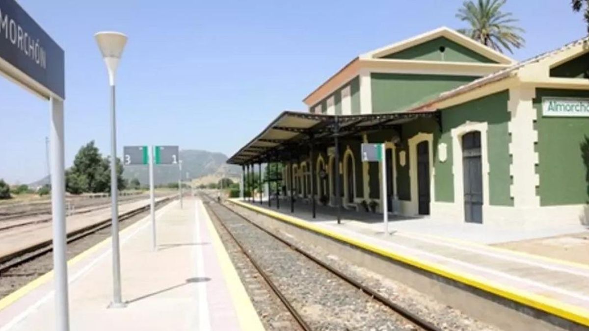 Estación ferroviaria de Almorchón, en la provincia de Badajoz.