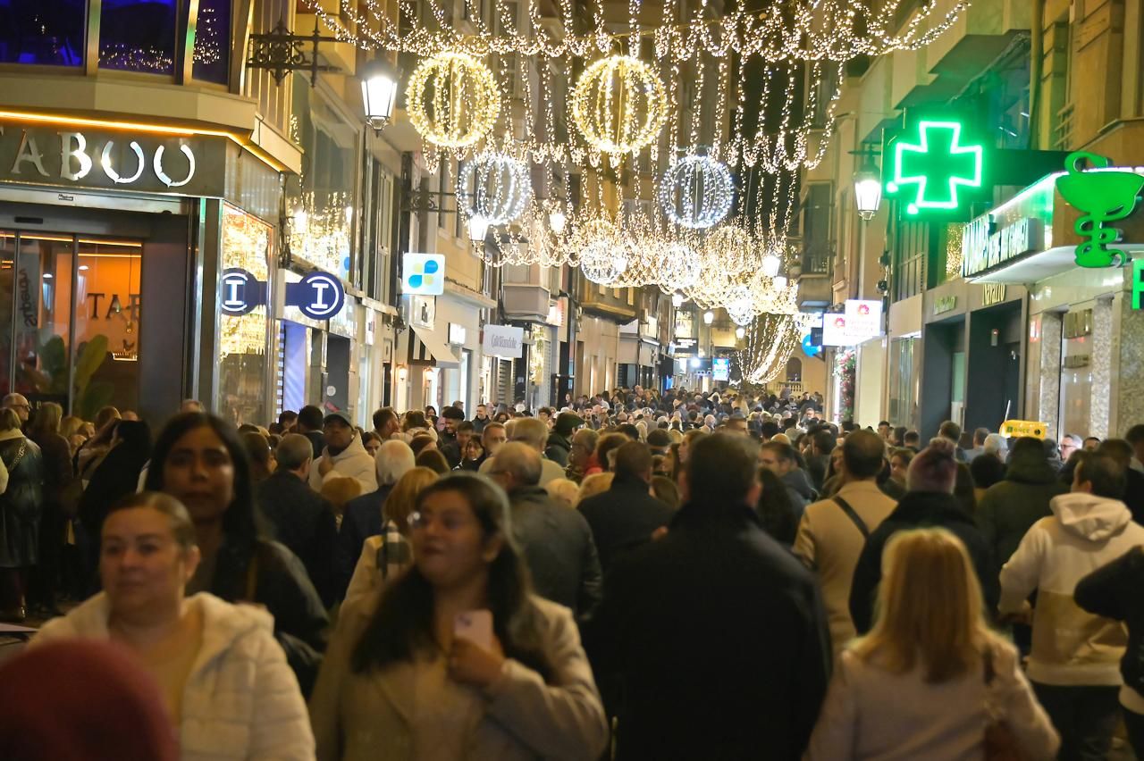 Elche se ilumina por Navidad