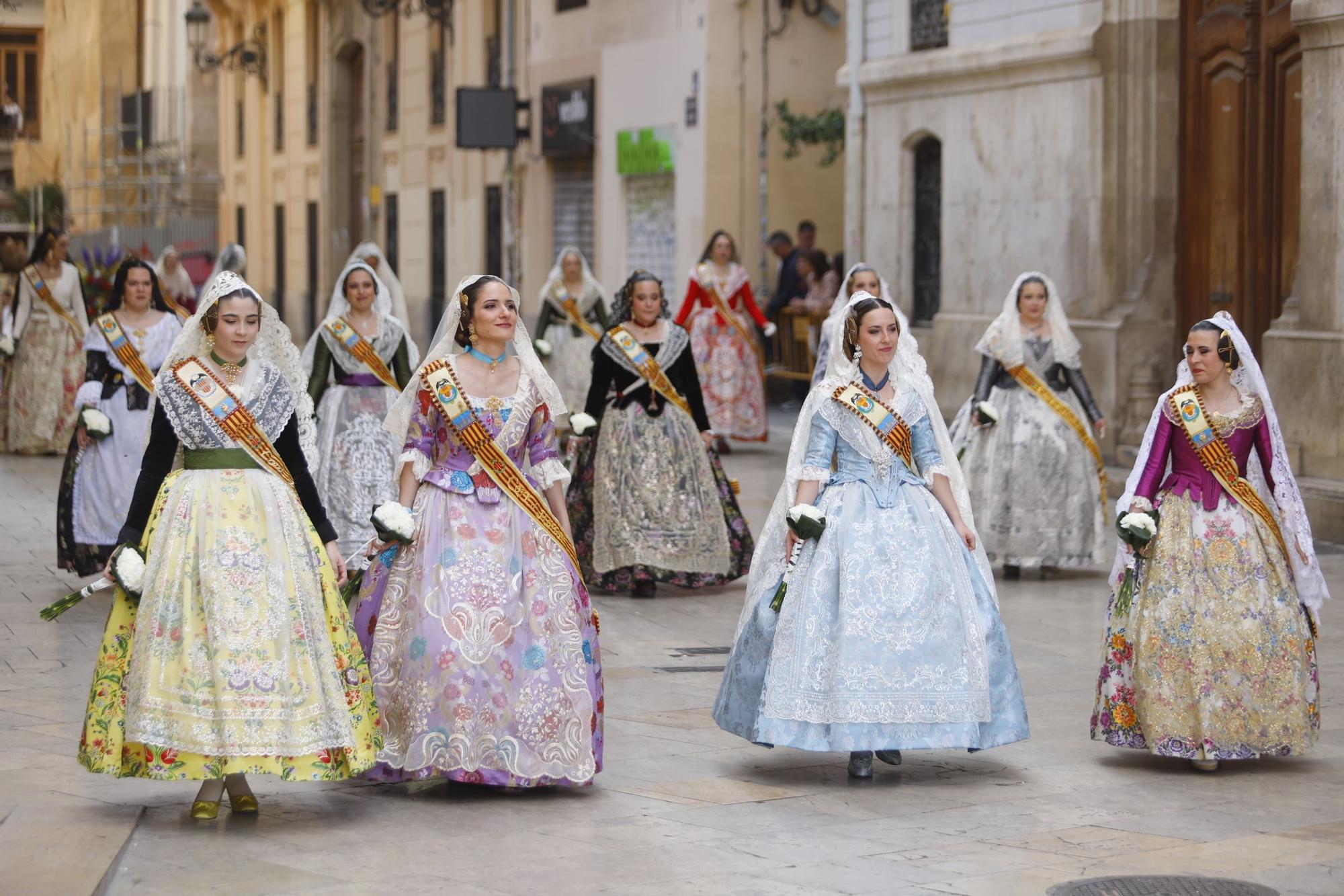 Búscate en el segundo día de la Ofrenda en la calle San Vicente hasta las 17 horas