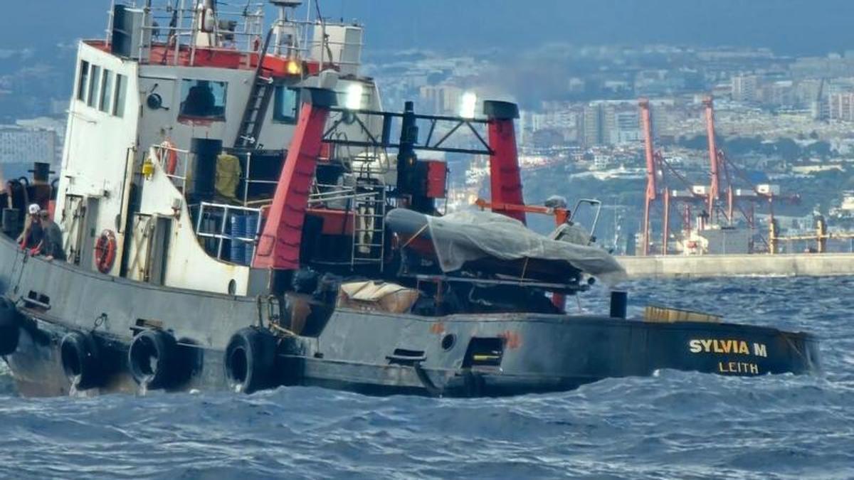 El buque remolcador 'Sylvia M', antes de ser inmovilizado en el Puerto de Las Palmas
