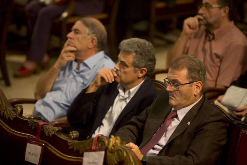 Claustre obert: Presentación del libro de Jordi Palafox