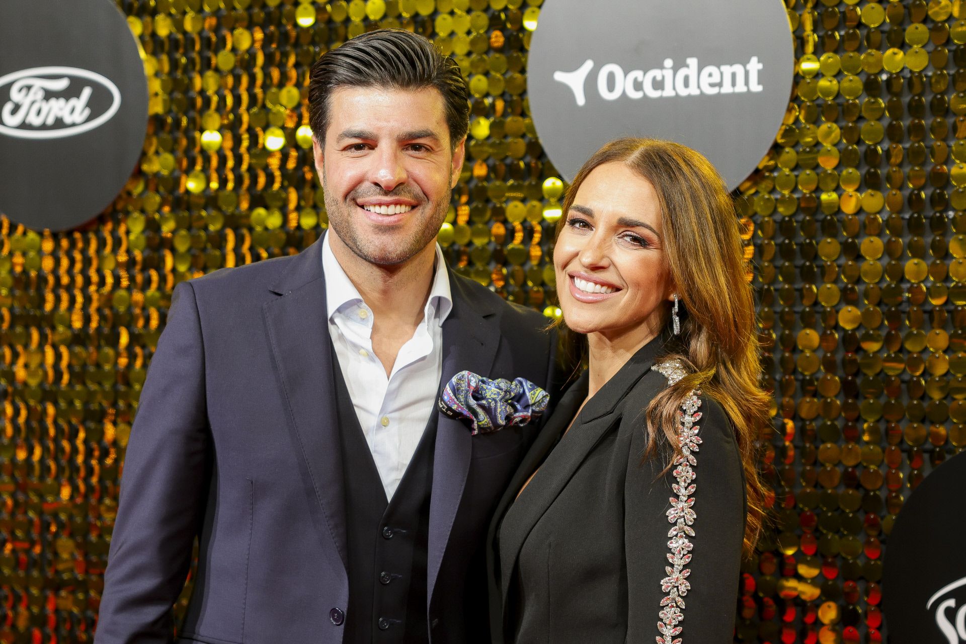 Paula Echevarría y Miguel Torres en el photocall de Christmas Starlite. En Madrid, 15 de diciembre de 2023.