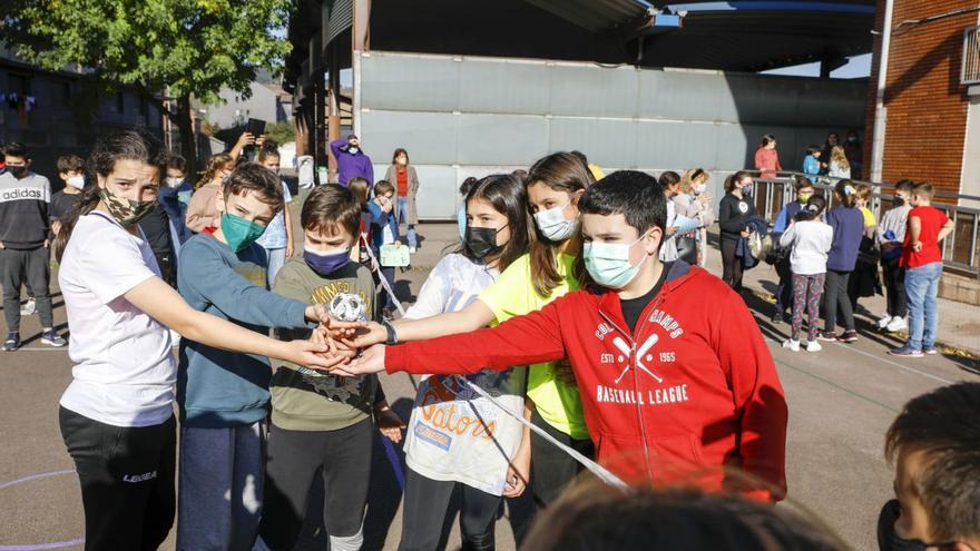Los alumnos del colegio Cervantes presentan su “Redball Sport”