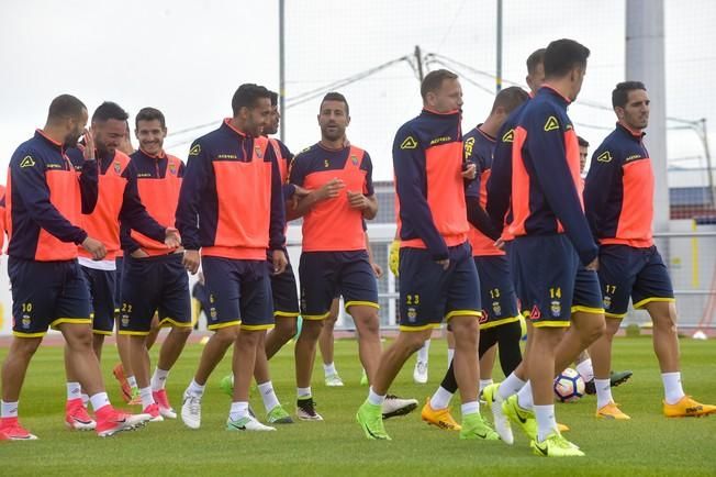 Entrenamiento de la Unión Deportiva Las Palmas ...