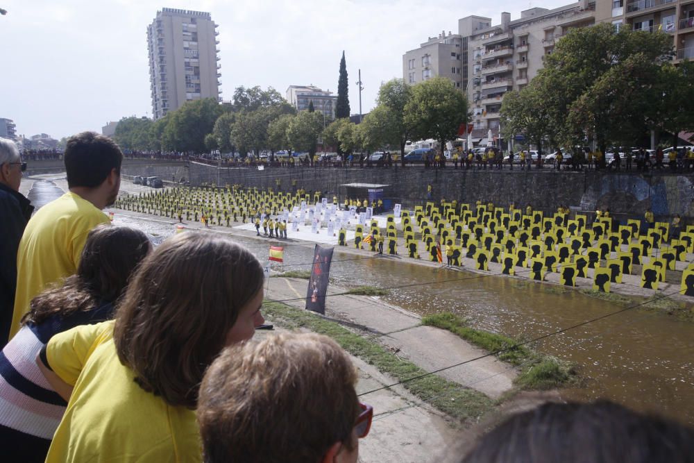 Acció a favor de la unitat i «la República» a la llera de l''Onyar