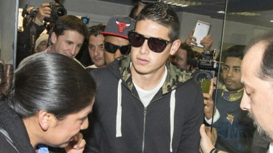 James llega a Murcia para operarse