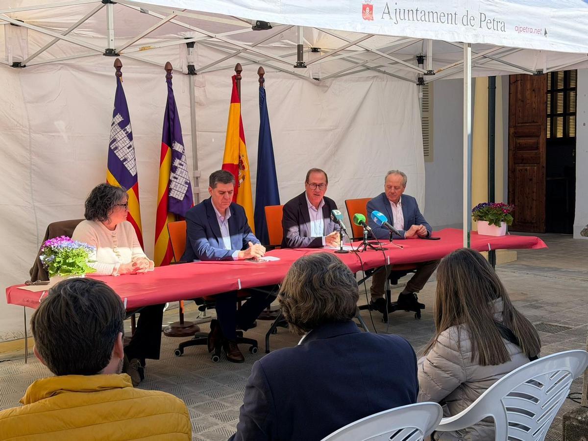 Una imagen de la presentación de las ayudas, este viernes.