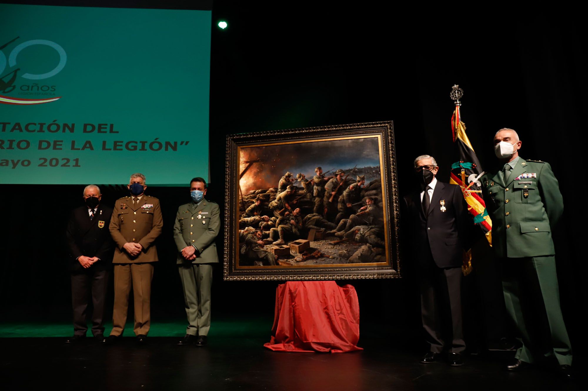 Acto de presentación del cuadro del centenario de la Legión