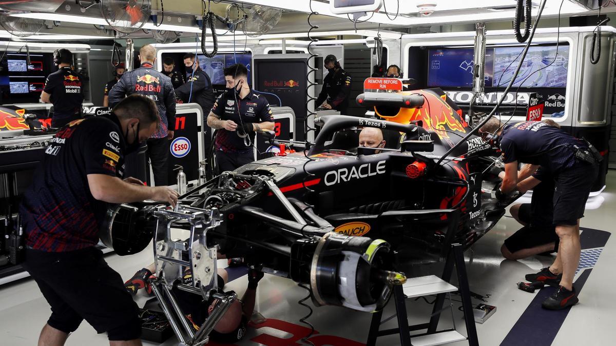 El cambio de motor de Max Verstappen se conoció entre el primer y el segundo entrenamiento.