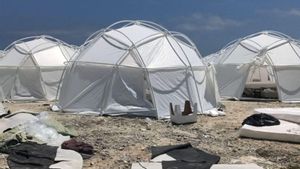 Fyre Festival, 2017: "Menys models i més vàters"