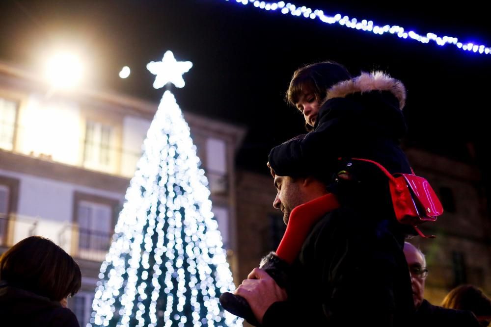 Encendido de las luces de Navidad en Avilés