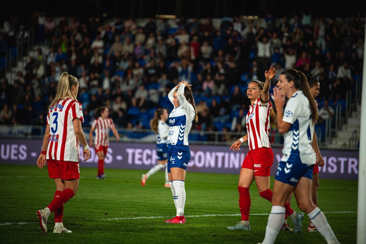 Partido de Copa de la Reina Costa Adeje-Atlético