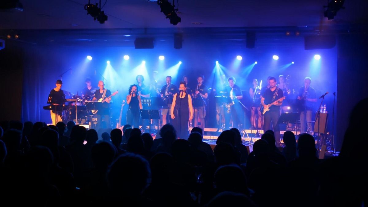 The Sinkopats durant una actuació recent a la sala El Torín d’Olot.