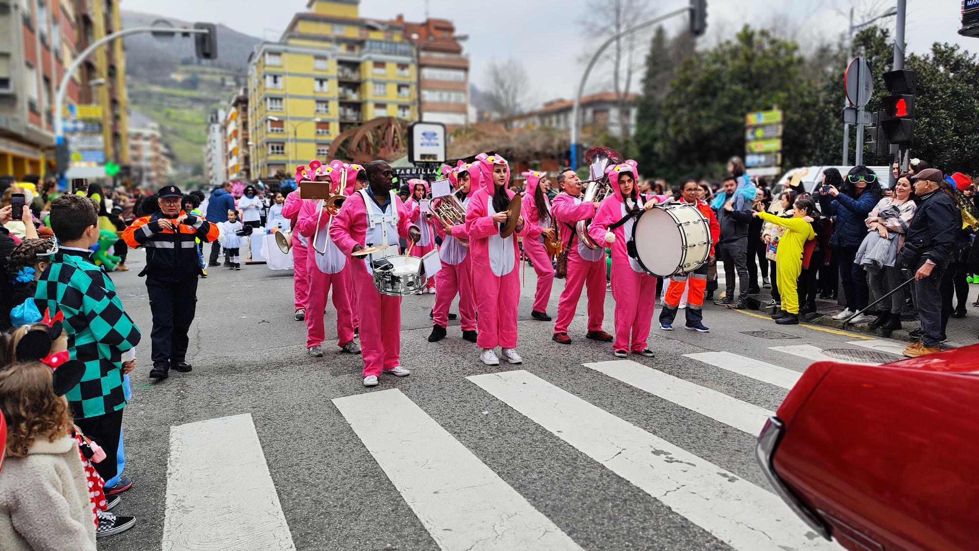 En imágenes, el Antroxu de Mieres.