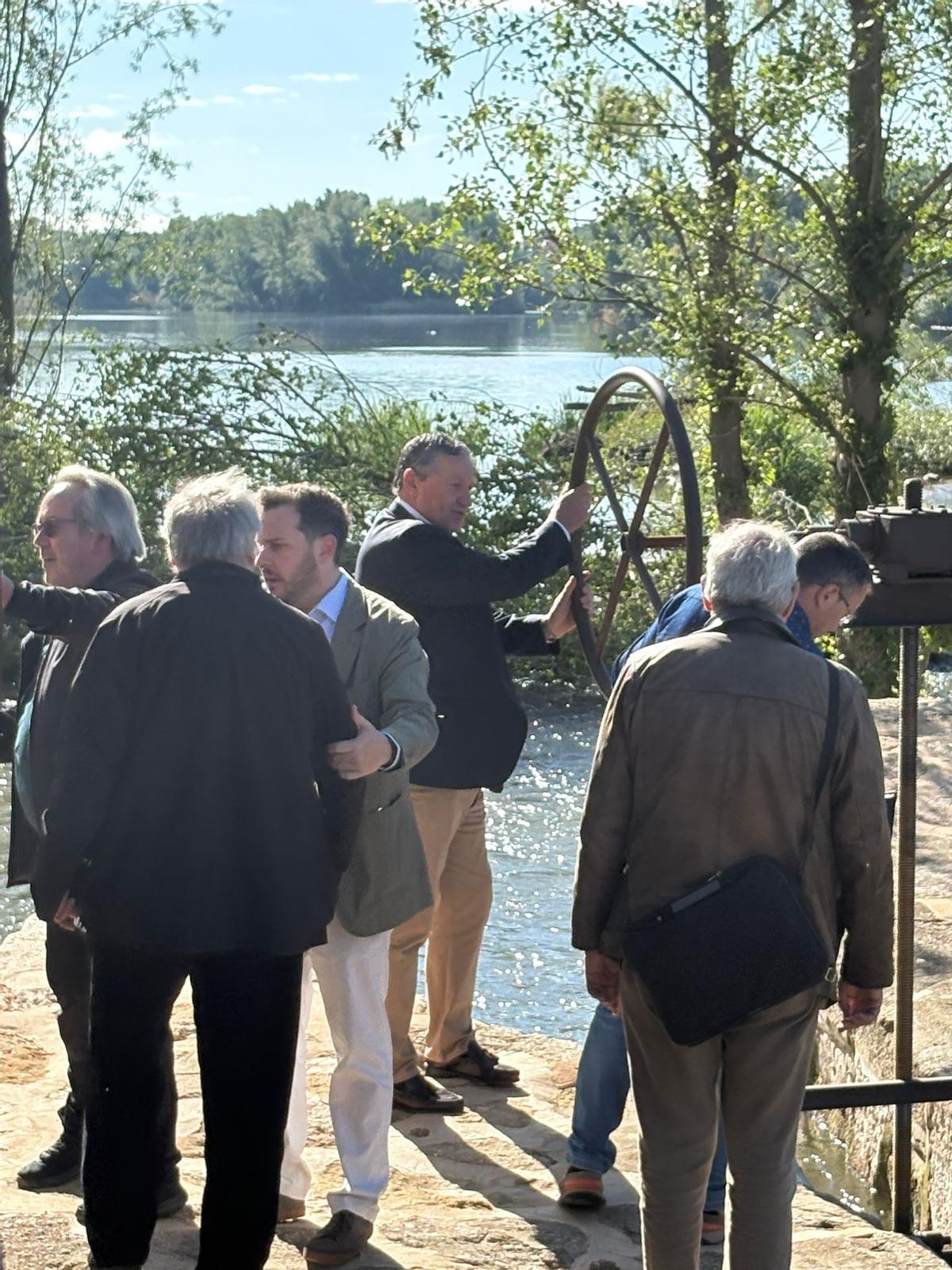 GALERÍA | Visita institucional a las Aceñas de Gijón de Zamora a causa de la finalización de las obras
