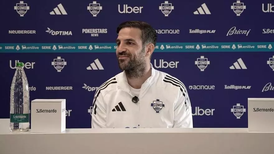 Cesc admite que sigue jugadores del Real Madrid Castilla: "Sabemos el resultado que han dado Nico [Paz] y Jacobo Ramón"