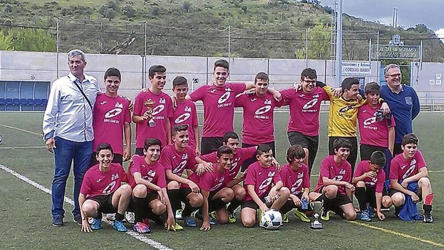 El equipo &#039;Peña Madridista&#039; gana en fútbol 11