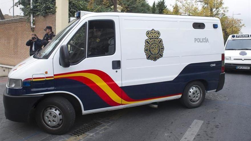 Catorce detenidos por legalizar coches robados con bastidores de desguaces