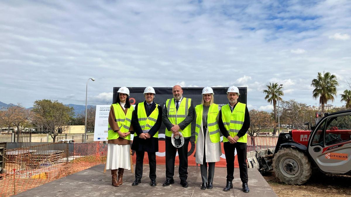 Jaime Martínez, durante una visita a las obras de la escoleta de Son Dameto este lunes.